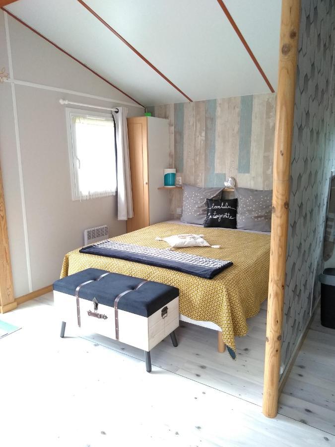 Le Haut Village Chambre D'Hotes Mobi-Loft Cosy Sauna ,Douche ,Chromotherapie Arrest 外观 照片